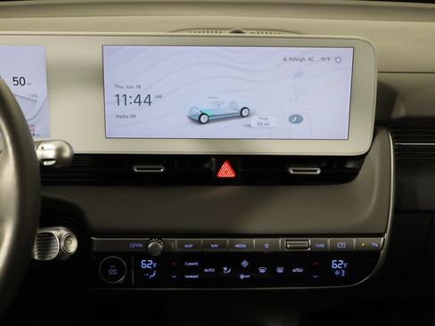 Used 2024 Hyundai Ioniq 5 SEL RWD image 28