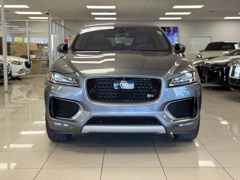 Used 2017 Jaguar F-PACE S AWD/4WD image 4