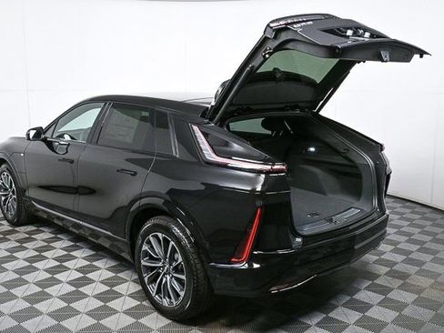 New 2026 Cadillac Lyriq Premium Sport image 30