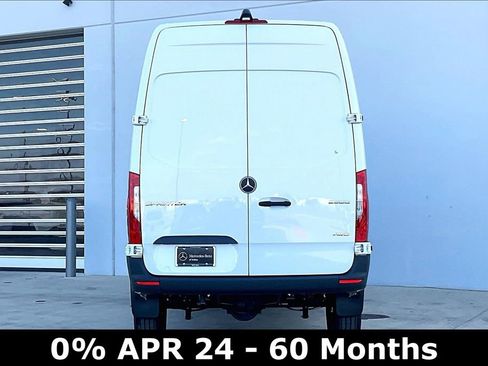 New 2025 Mercedes-Benz Sprinter 2500 image 4