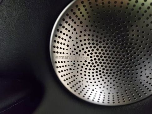 Used 2018 Kia Stinger Premium image 20