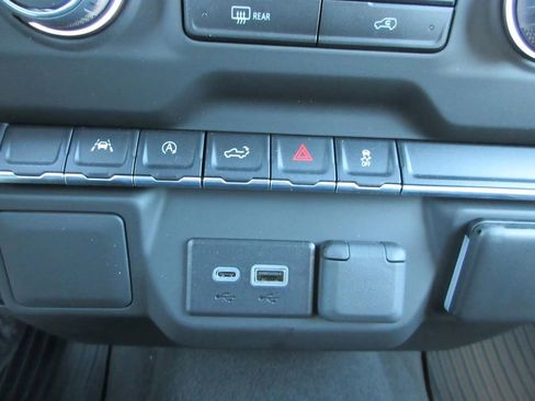 Certified 2024 Chevrolet Silverado 1500 Custom w/ Turbomax Blackout Package image 29