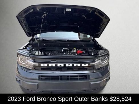 Used 2023 Ford Bronco Sport Outer Banks w/ Tech Package AWD/4WD image 40