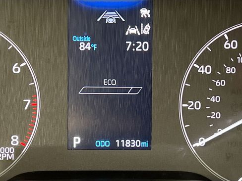 Used 2025 Toyota Corolla SE FWD image 22