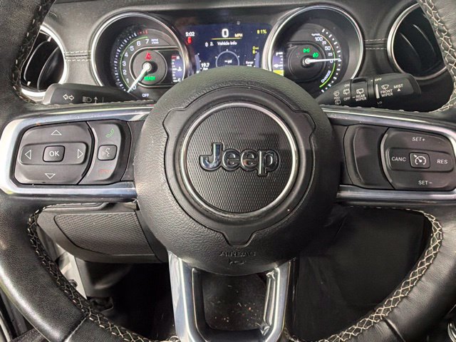 Used 2022 Jeep Wrangler Unlimited Sahara w/ Cold Weather Group AWD/4WD image 24