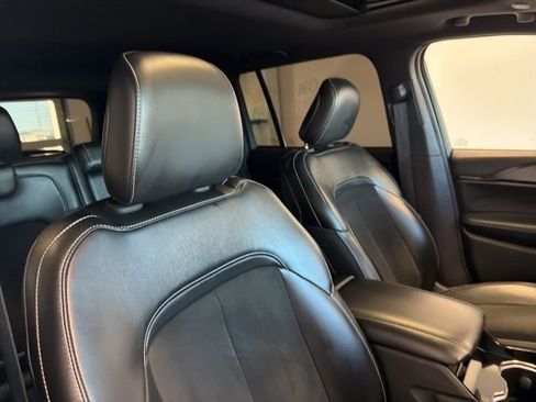 Used 2023 Jeep Grand Cherokee Altitude image 39