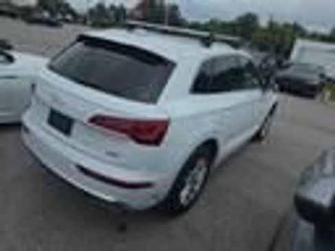 Used 2023 Audi Q5 2.0T Premium w/ Convenience Package AWD/4WD image 6