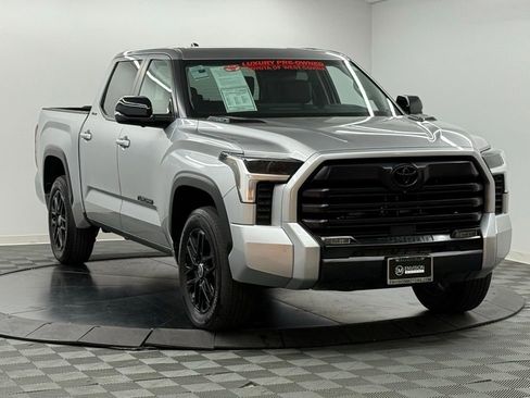 Used 2024 Toyota Tundra Limited image 5