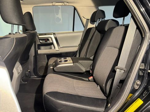 Used 2010 Toyota 4Runner Limited AWD/4WD image 23