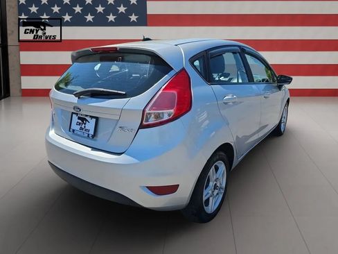 Used 2018 Ford Fiesta SE FWD image 5