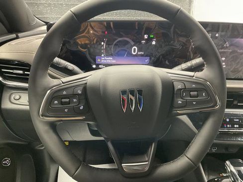New 2026 Buick Envista Avenir image 13