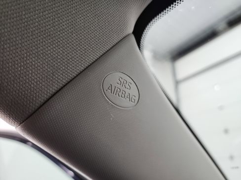 Used 2024 Toyota RAV4 XLE image 40