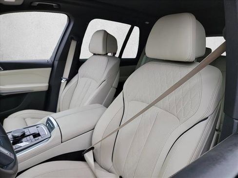 Used 2024 BMW X5 M60i AWD/4WD image 13