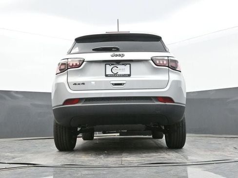 New 2025 Jeep Compass Latitude w/ Convenience Group AWD/4WD image 59