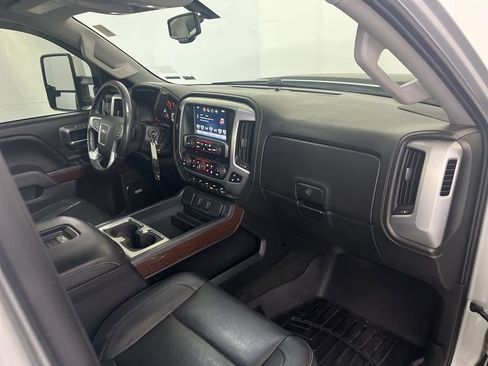 Used 2016 GMC Sierra 2500 SLT image 21