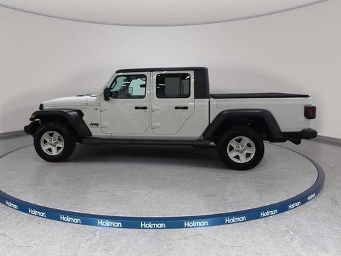 Used 2020 Jeep Gladiator Sport w/ Quick Order Package 24S AWD/4WD image 9