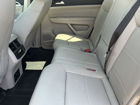 Used 2022 Volkswagen Atlas SE image 19