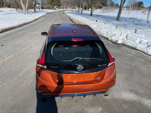 Used 2021 Nissan Leaf SV Plus image 12