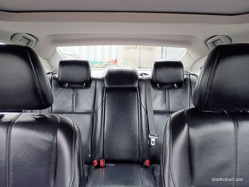 Used 2018 Toyota Avalon XLE Plus image 17