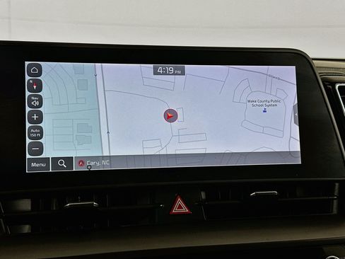 Used 2023 Kia Sportage EX FWD image 22