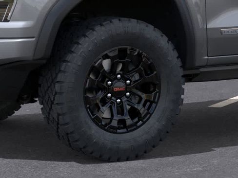 New 2026 GMC Canyon Elevation w/ Convenience Package image 9
