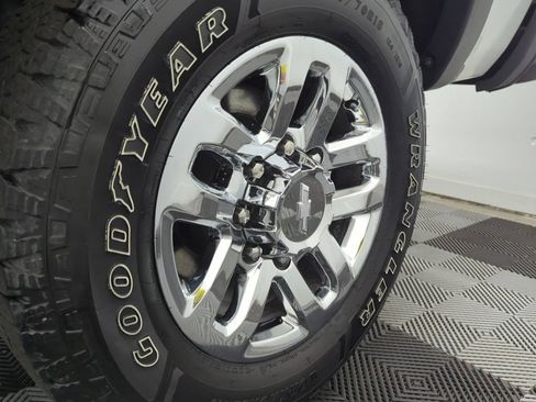 Used 2016 Chevrolet Silverado 2500 LT w/ LT Convenience Package AWD/4WD image 30