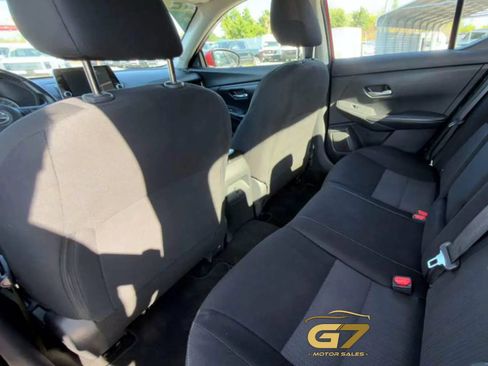 Used 2021 Nissan Sentra SV FWD image 11