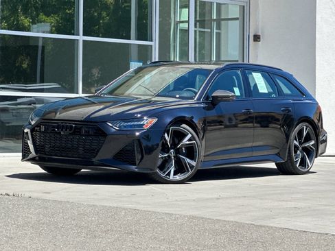 Used 2022 Audi RS 6 AWD/4WD image 1