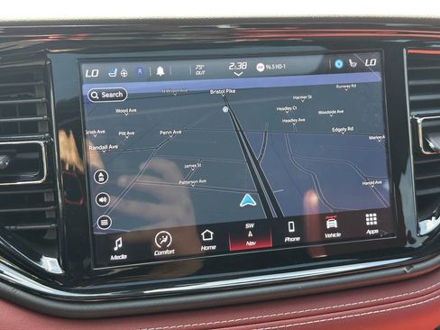 Used 2022 Dodge Durango SRT w/ Premium Interior Group AWD/4WD image 28