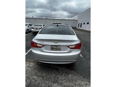 Used 2012 Hyundai Sonata Limited w/ Navigation Pkg