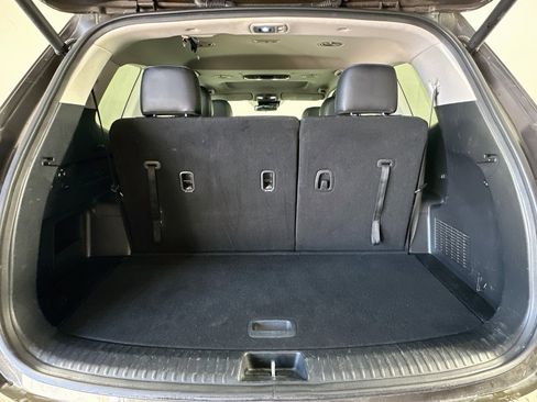 Used 2025 Kia Telluride S AWD/4WD image 32