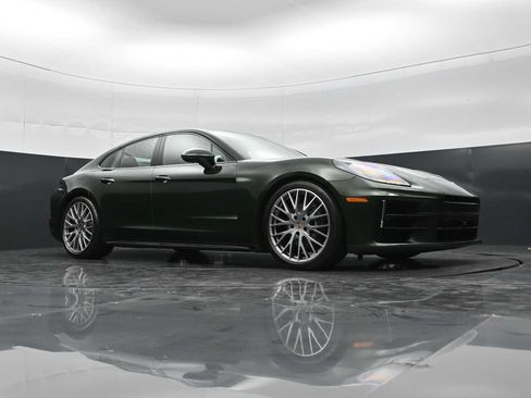 New 2026 Porsche Panamera RWD image 43