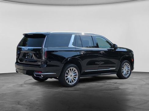 Used 2023 Cadillac Escalade Premium Luxury AWD/4WD image 7