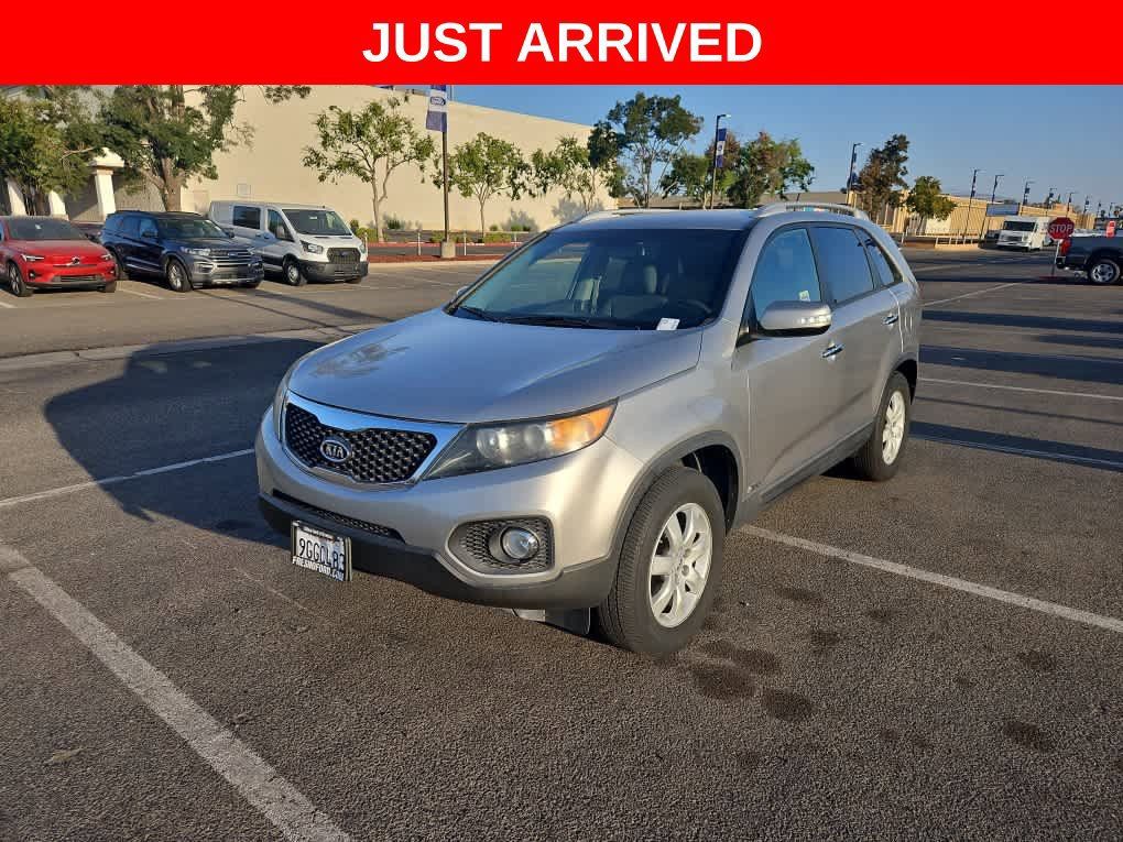 Used 2013 Kia Sorento LX w/ Convenience Pkg AWD/4WD image 1