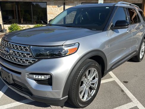 Used 2021 Ford Explorer Limited w/ Equipment Group 301A AWD/4WD image 1