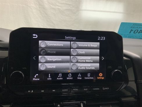 Used 2023 Nissan Pathfinder Platinum image 32