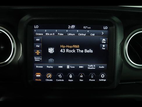 Used 2023 Jeep Wrangler Unlimited Rubicon 4xe w/ Dual Top Group AWD/4WD image 24