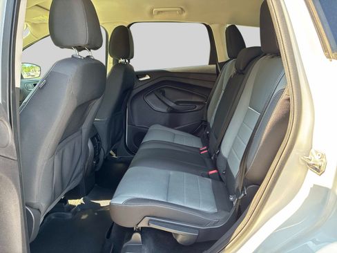 Used 2014 Ford Escape SE w/ Equipment Group 201A AWD/4WD image 15