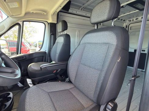 New 2026 RAM ProMaster 1500 w/ Convenience Group FWD image 8