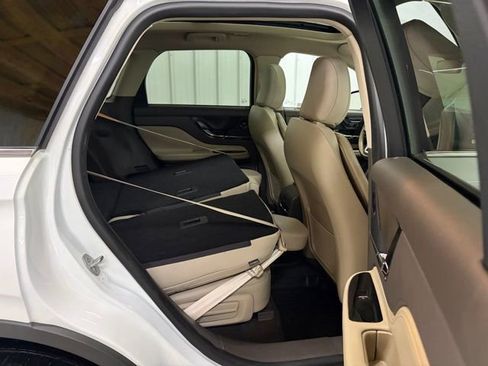 Used 2021 Lincoln Corsair Reserve w/ Elements Package image 18