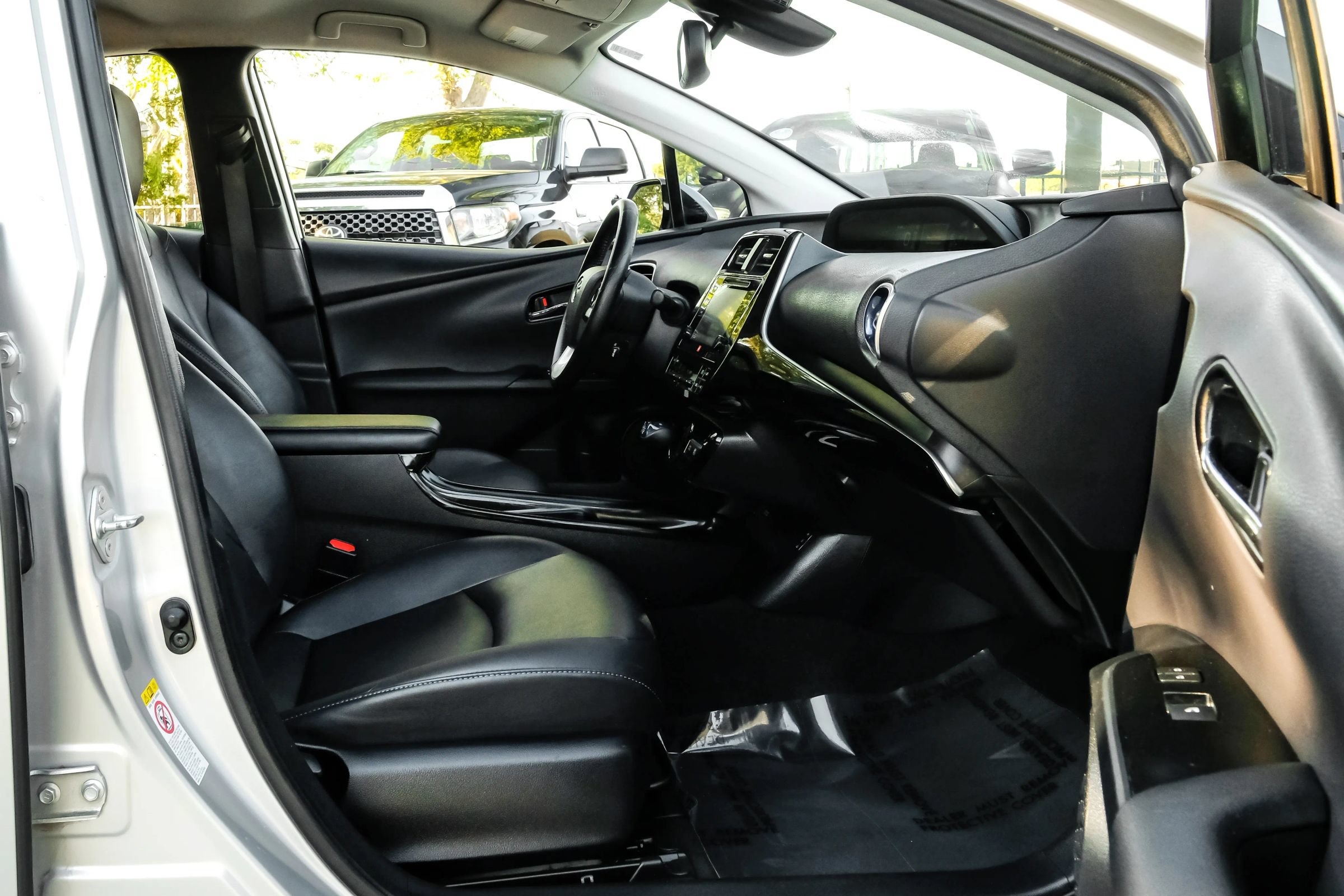 Used 2016 Toyota Prius Four Touring w/ Premium Convenience Package FWD image 37