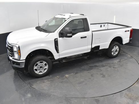 New 2026 Ford F250 XLT w/ Snow Plow Prep Package AWD/4WD image 34