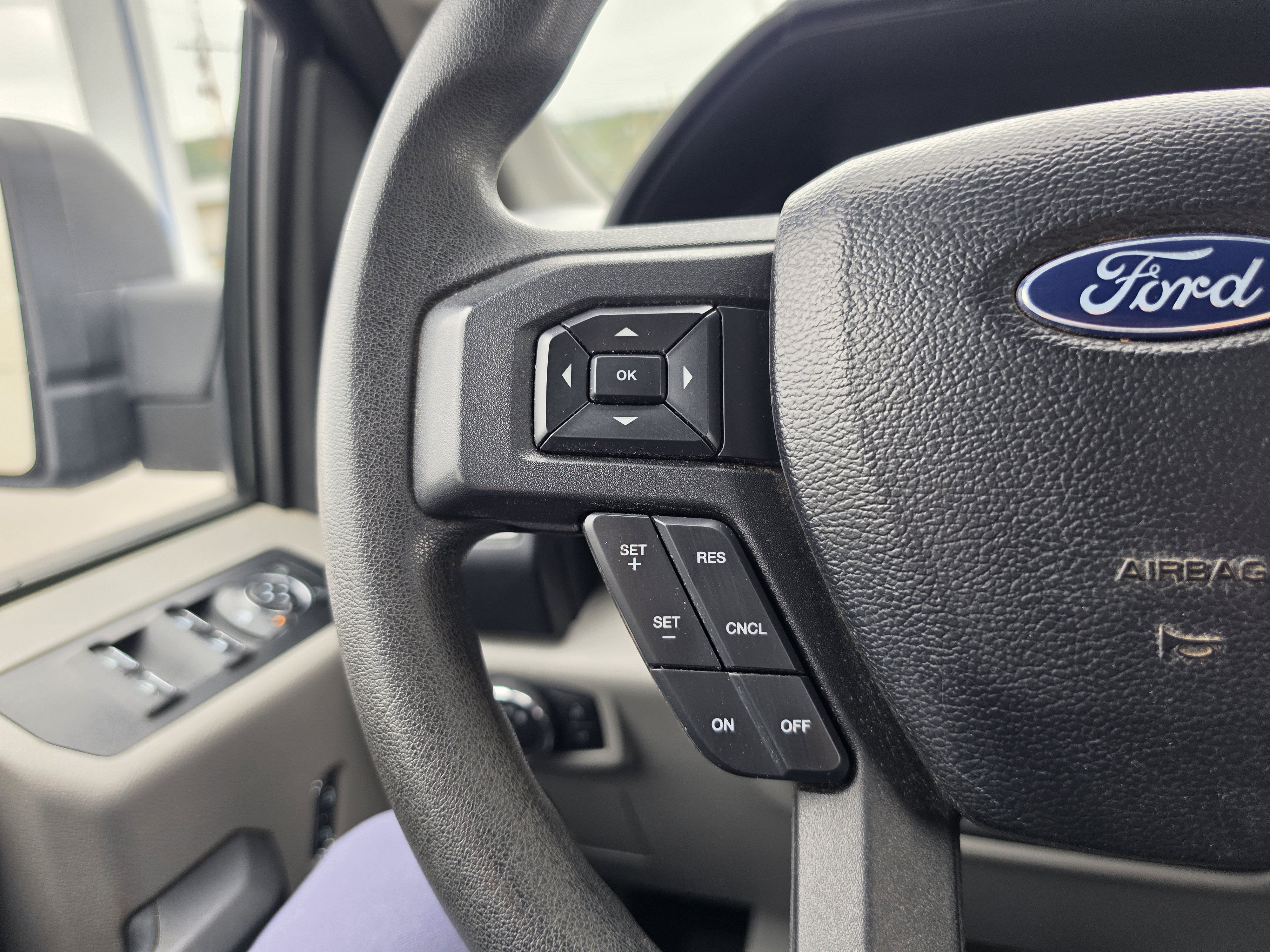 Used 2018 Ford F150 XL w/ Equipment Group 101A Mid AWD/4WD image 19