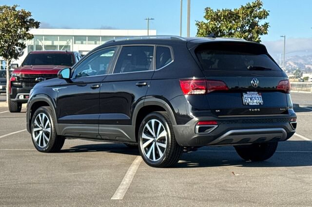 Certified 2022 Volkswagen Taos SE AWD/4WD image 6