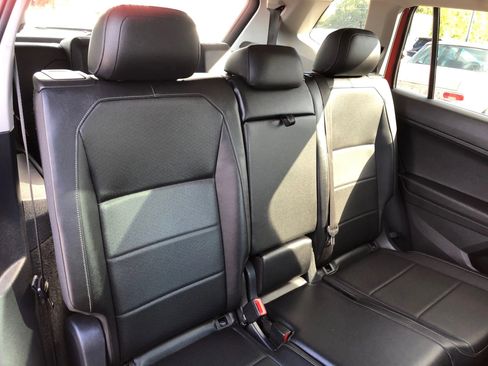 Used 2019 Volkswagen Tiguan SEL image 45