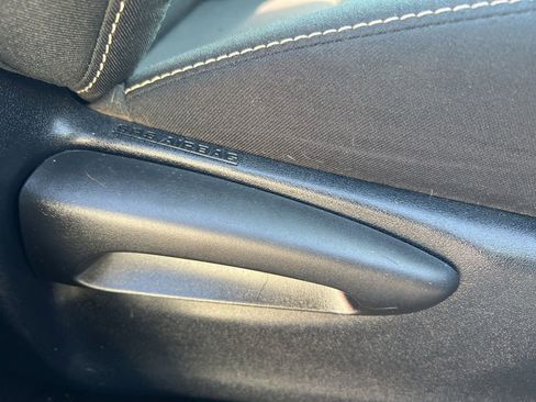 Used 2018 Toyota RAV4 XLE image 41