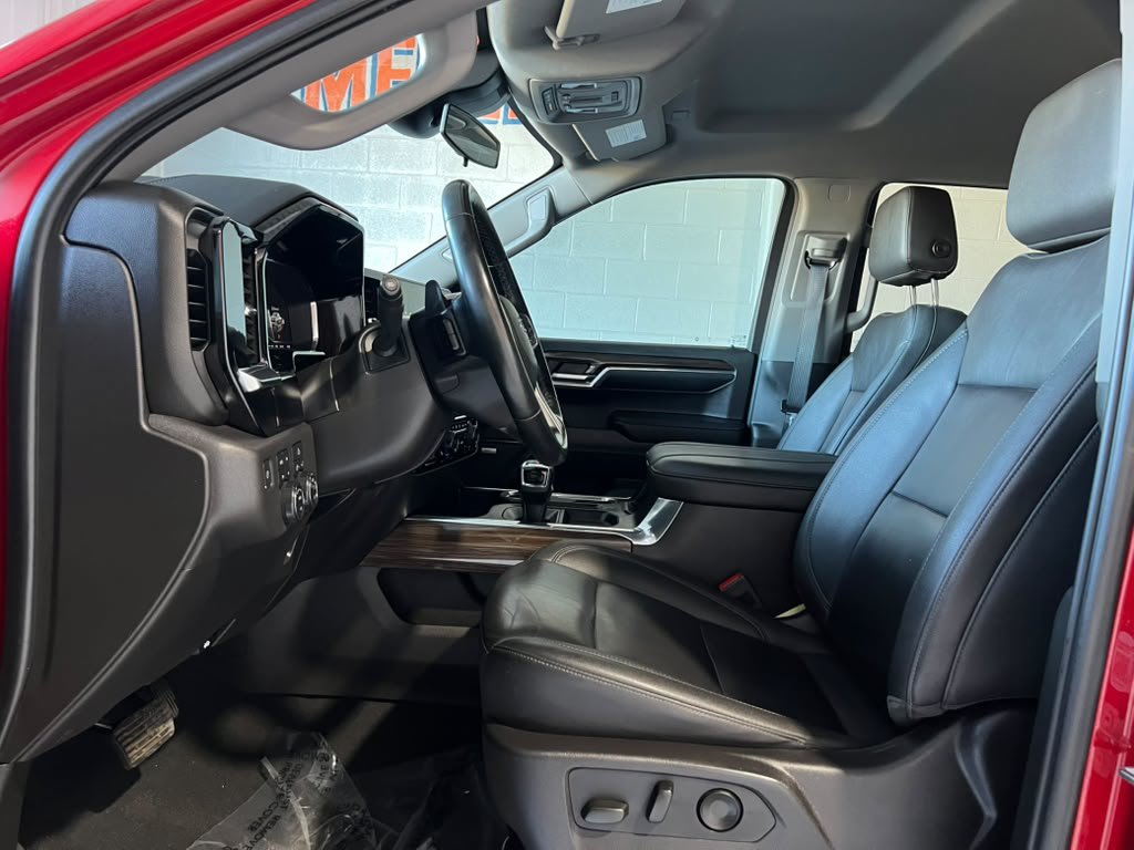 Used 2024 Chevrolet Silverado 1500 RST w/ Convenience Package II AWD/4WD image 12