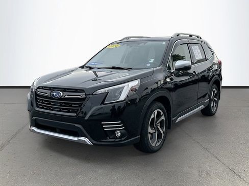 Used 2024 Subaru Forester Touring image 3