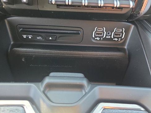 Used 2019 RAM 2500 Limited AWD/4WD image 35