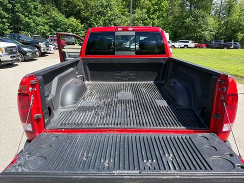 Used 2019 RAM 1500 Classic SLT AWD/4WD image 22